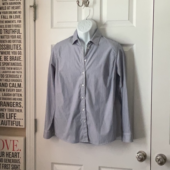 Banana Republic Navy and White Striped Shirt Tailored Fit - Picture 4 of 9